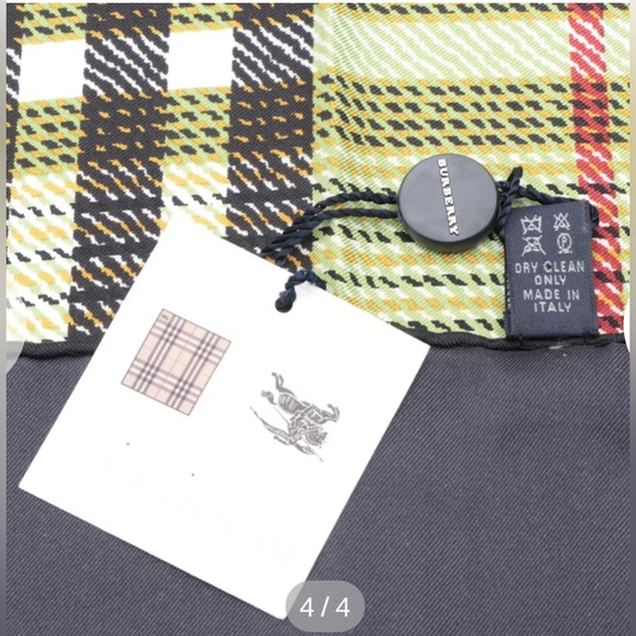 NWT Burberry Green Check Silk Scarf with Black Border - Picture 4 of 4